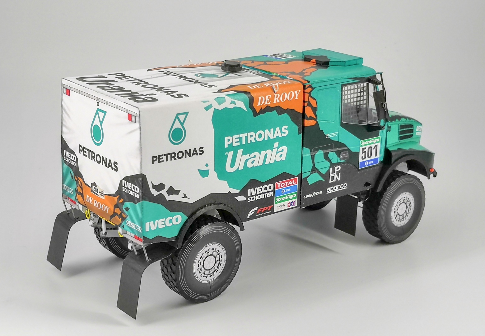 Iveco Powerstar "Torpedo" Dakar 2016, 1:25